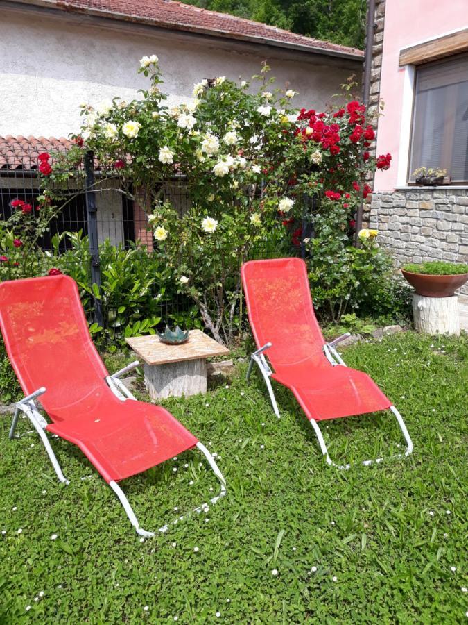 Ca D' Fefi Bed & Breakfast Gorzegno Exterior photo